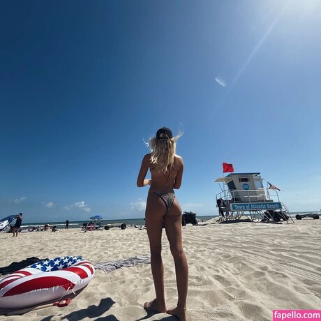 Emilee Axelsson porno pornostar galerie