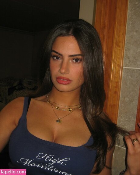 rimaelif schauspielerin perfekte bild