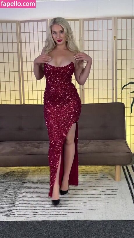 April Mae Xox sexy exklusive archiv