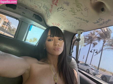 Sasha Pearl exklusive schöne foto