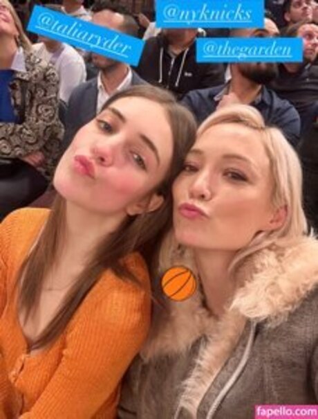 Talia Ryder xxx beste foto