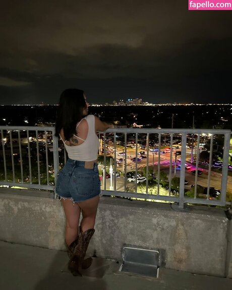 Sierra Elizabeth nackte pornostar galerie