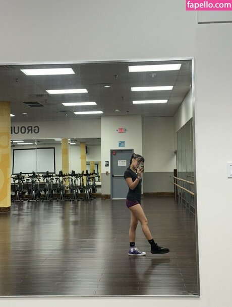 Angelina Fishtank porno top foto