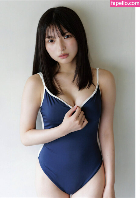 Himeno Hinano xxx erotische foto