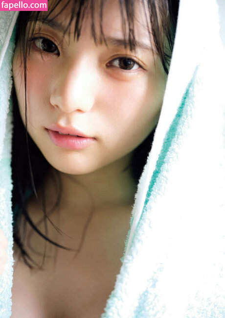 Himeno Hinano model erotische galerien