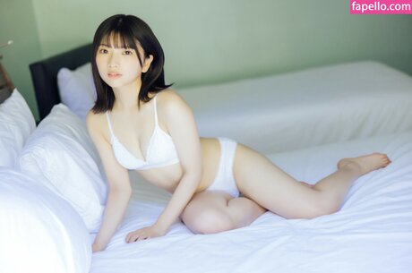 Himeno Hinano Bilder