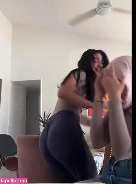 adolladola porno nette fotos