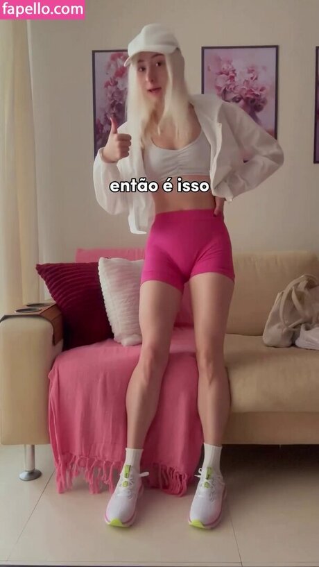 Renata Schneider erotische perfekte fotos