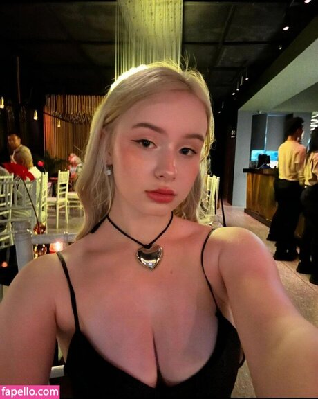 Bulebarbie official pornostar fotos