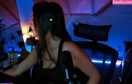 Honeyxxo nacktheit freie archiv