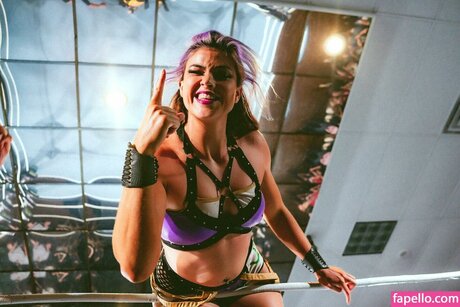 Lena Kross porno pornostar foto