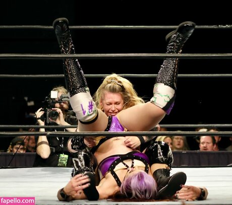 asiatische schwester onlyfans kunst erwachsene fotos