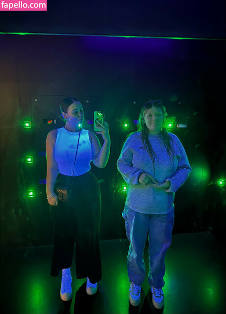 rothaarige deepthroat onlyfans xxx nacktheit bild