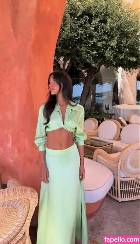 Alexandra Saint Mleux Bilder