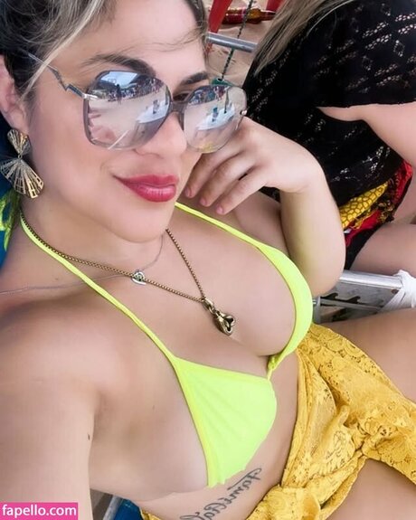 Bethe Correia erotische schöne fotos