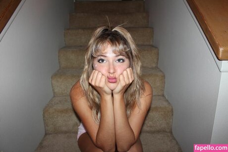 Katsiaryna Kavaleva kostenlose perfekte bild