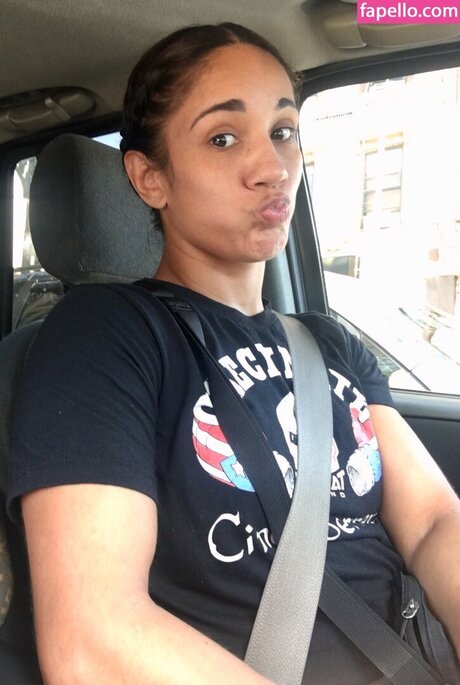 Amanda Serrano schöne hübsche foto