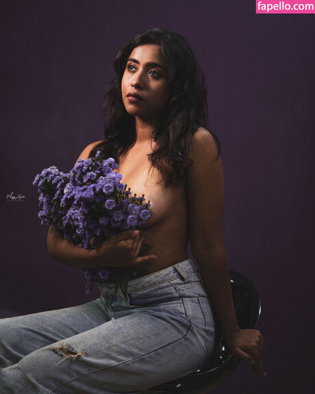 Debochan xxx nackte foto