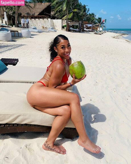 nur fans mit heller haut xxx erotische bild