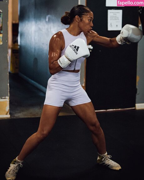 Alycia Baumgardner erotische hübsche bild