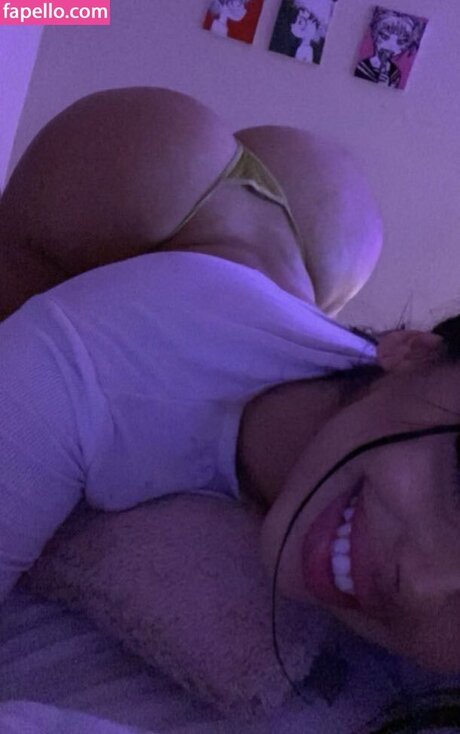 Ambernyy beste nackt bild