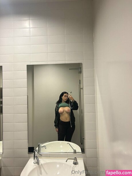 Sydney Goins perfekte schöne foto