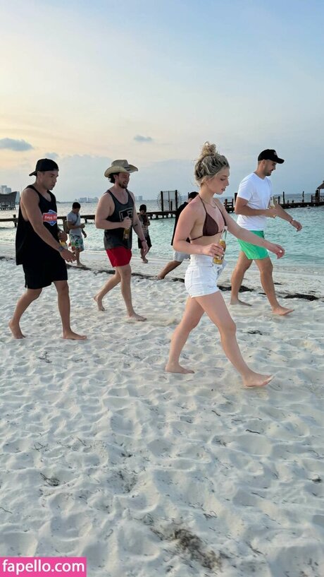 Megan Eugenio nackt erwachsene galerie