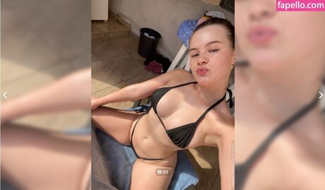 Bia Rodrigues exklusive schöne galerien