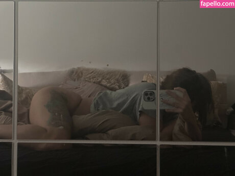 Ella Dvornik hübsche galerien