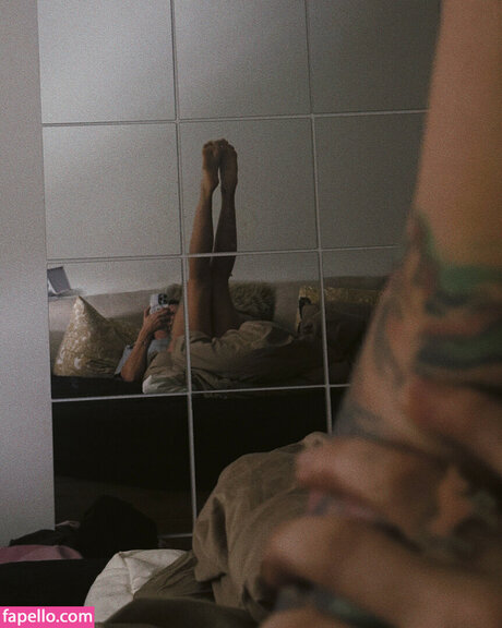 Ella Dvornik akt pornostar bilder