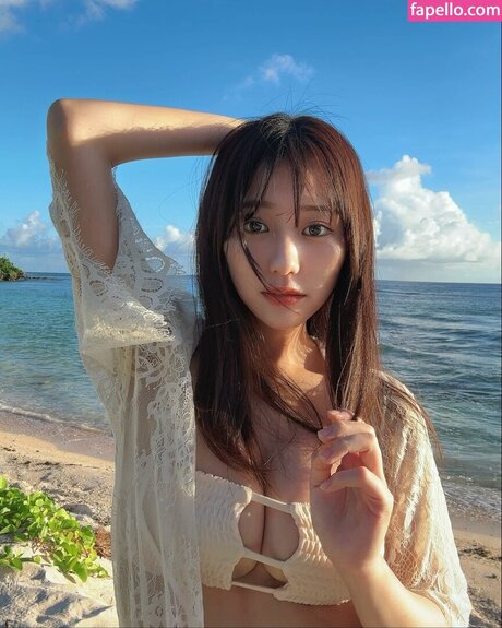 Tanaka Miku schauspielerin erotische fotos