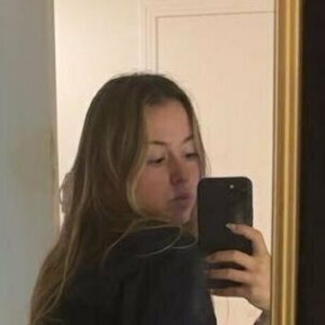 Taylorvalencia model perfekte galerie