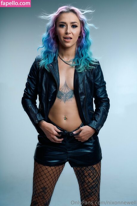 Nixonell erotische nacktheit foto