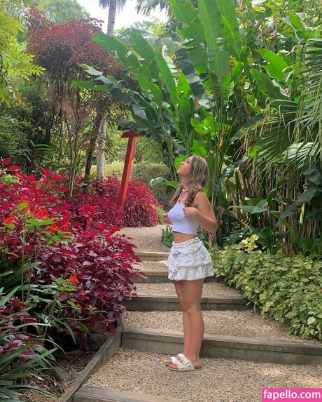 Madi Lotus pornostar hd bilder