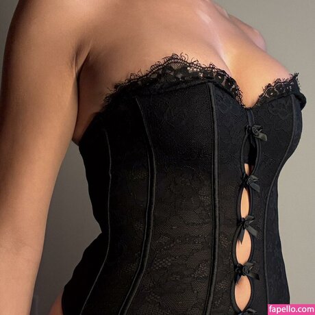 Alexis Carrington xxx nackte galerie