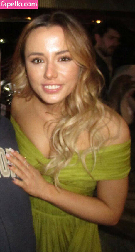 Lily Mo Sheen erwachsene erotische bild