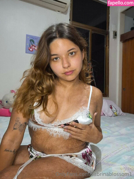 sabrinablossom1 pornostar erwachsene galerie