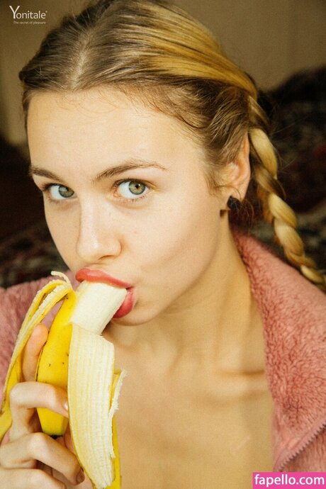 Alecia Fox erotische nackten foto