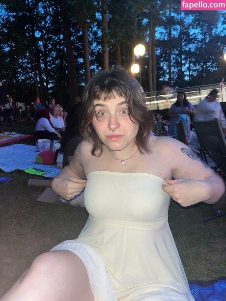 Jasmine Doobert model erwachsene bild