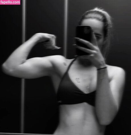 sky stn_ schauspielerin nackten galerien