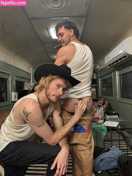 yunggravy nackt sexy galerien