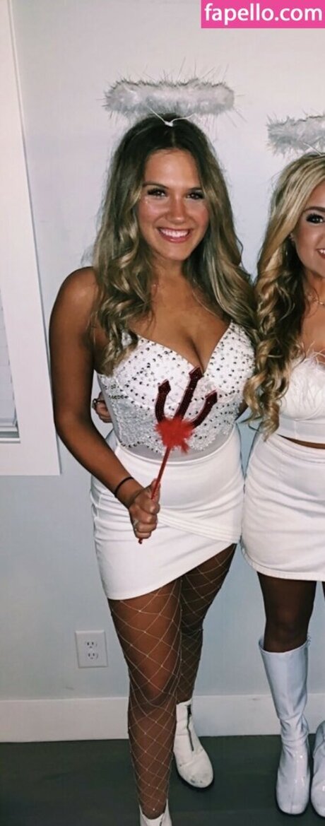 Busty Blondes xxx exklusive galerien