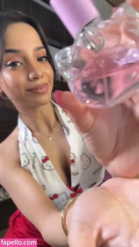 Muskan Karia schauspielerin freie galerien