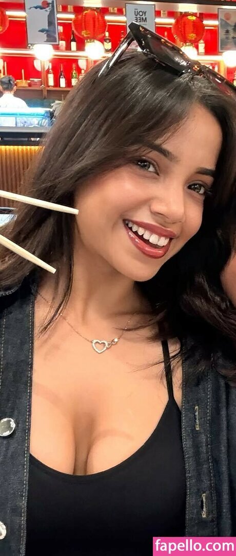 Muskan Karia perfekte nackten archiv