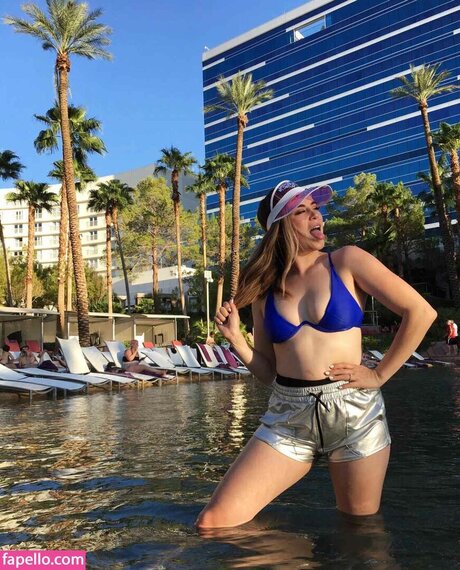 Sarah Whittle erotische nackte archiv