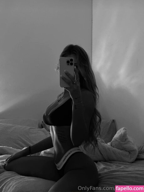 Abbie Hall xxx nackt archiv