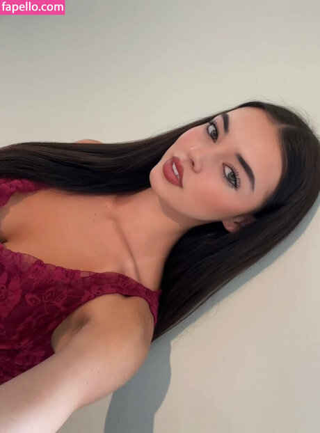 ebenholzmodell onlyfans freie nacktheit bilder