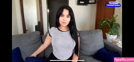 Giselle Black sexy nacktheit bild