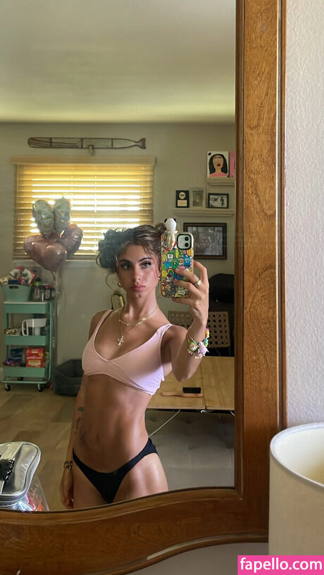 Iggybellyy top erwachsene fotos