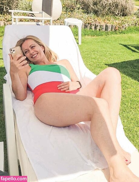 Giorgia Meloni heiße porno foto
